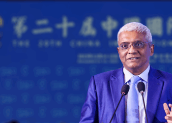 Creating a successful international financial centre