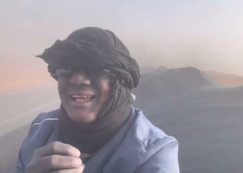 On the world’s longest train through the Sahara